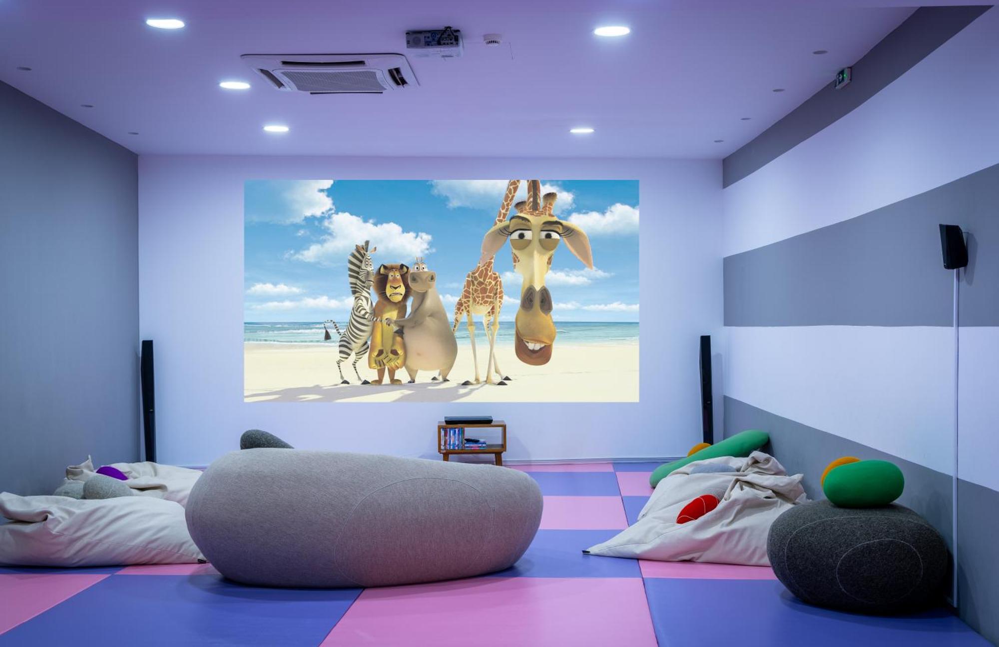 Miraggio Thermal Spa Resort Paliouri Exterior foto A home theater